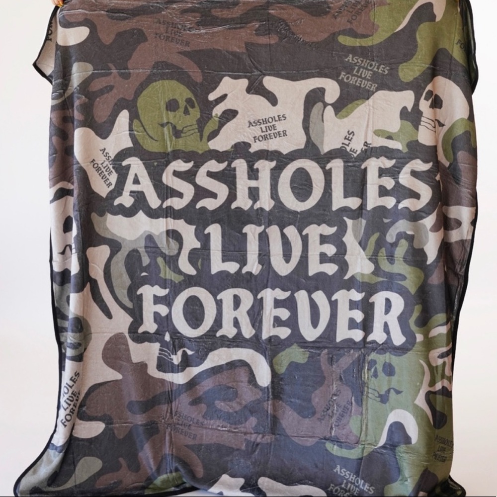Linda Finegold ALF Camo blanket
